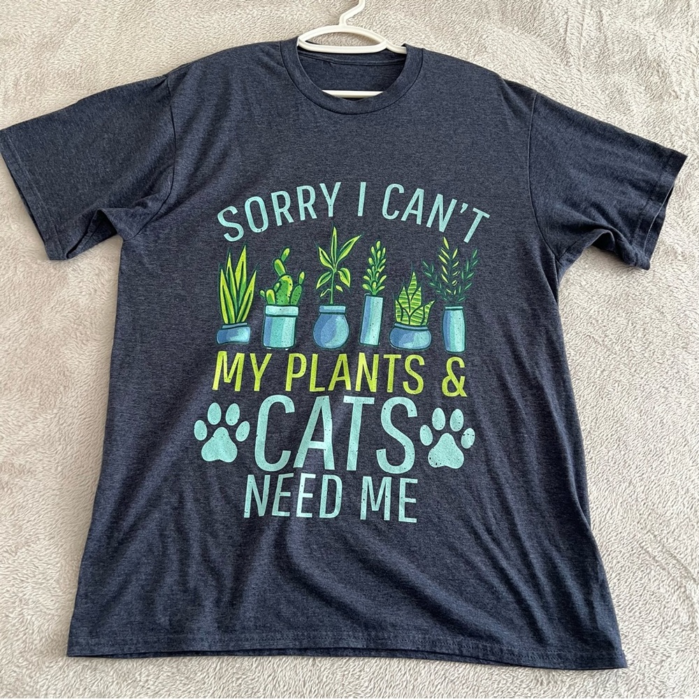 T-Shirt Women’s Medium Sorry I Can't My Plants & Cats Need Me Graphic Print Blue